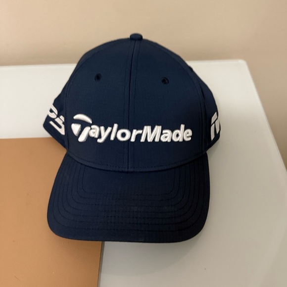 TaylorMade Navy Blue Cap - Picture 1 of 5